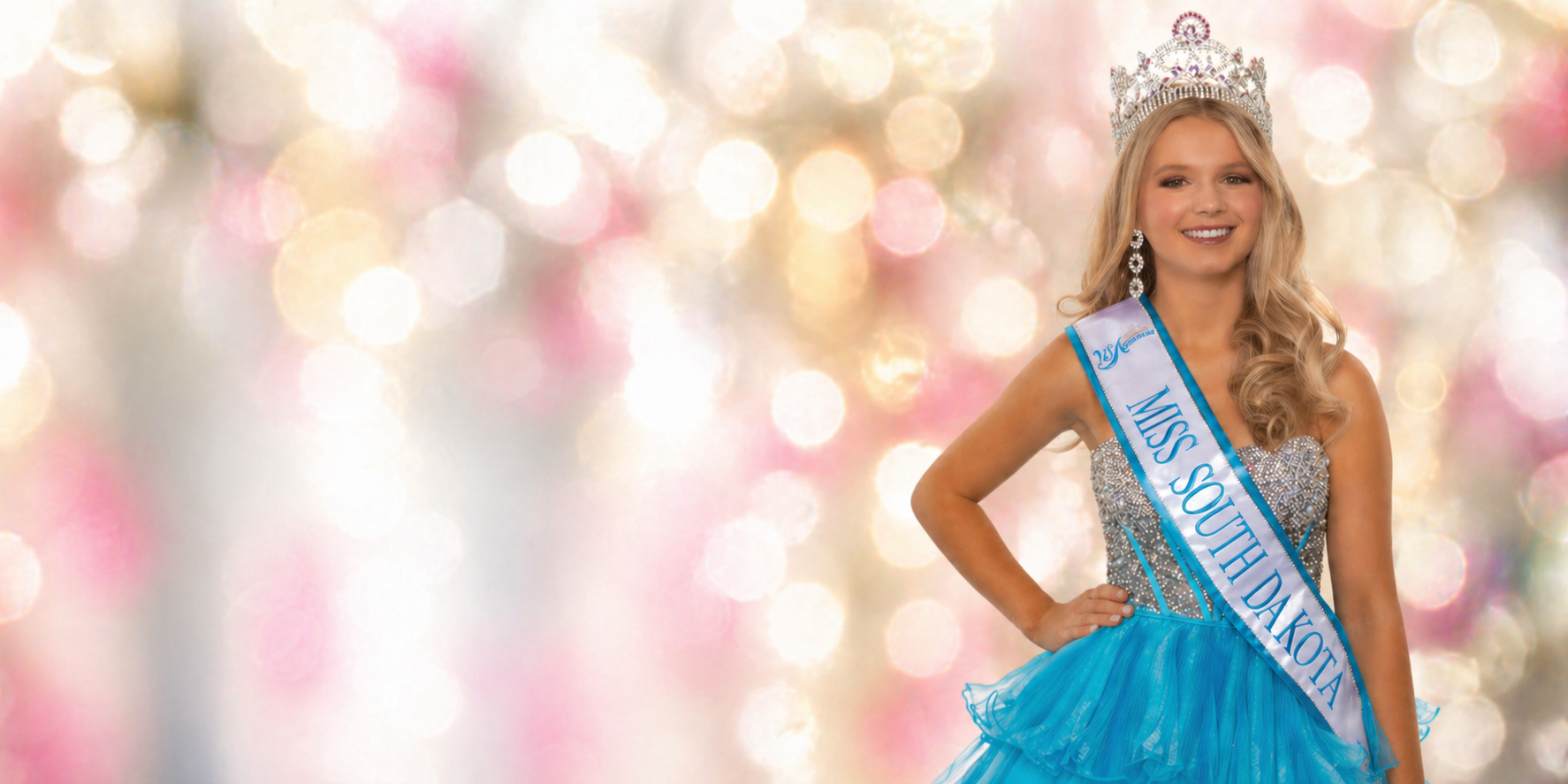 Heels To Mud hero background